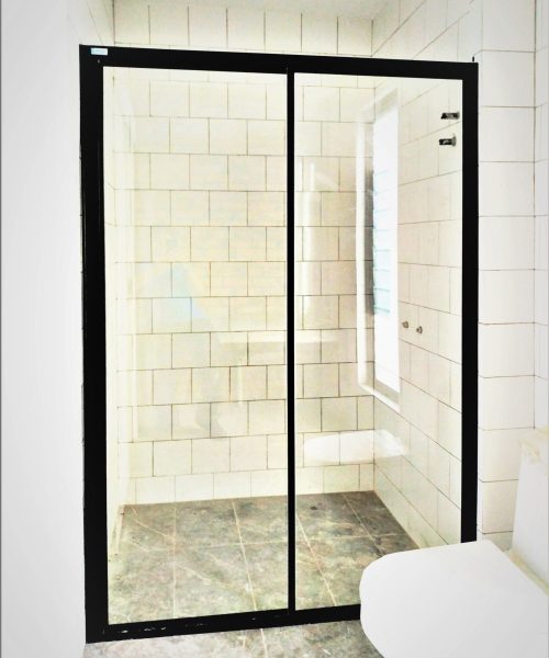 (Bergen Series) Framed system 1 fix 1 sliding door shower screen with black powder coated frame _ 4mm clear temprered safety glass